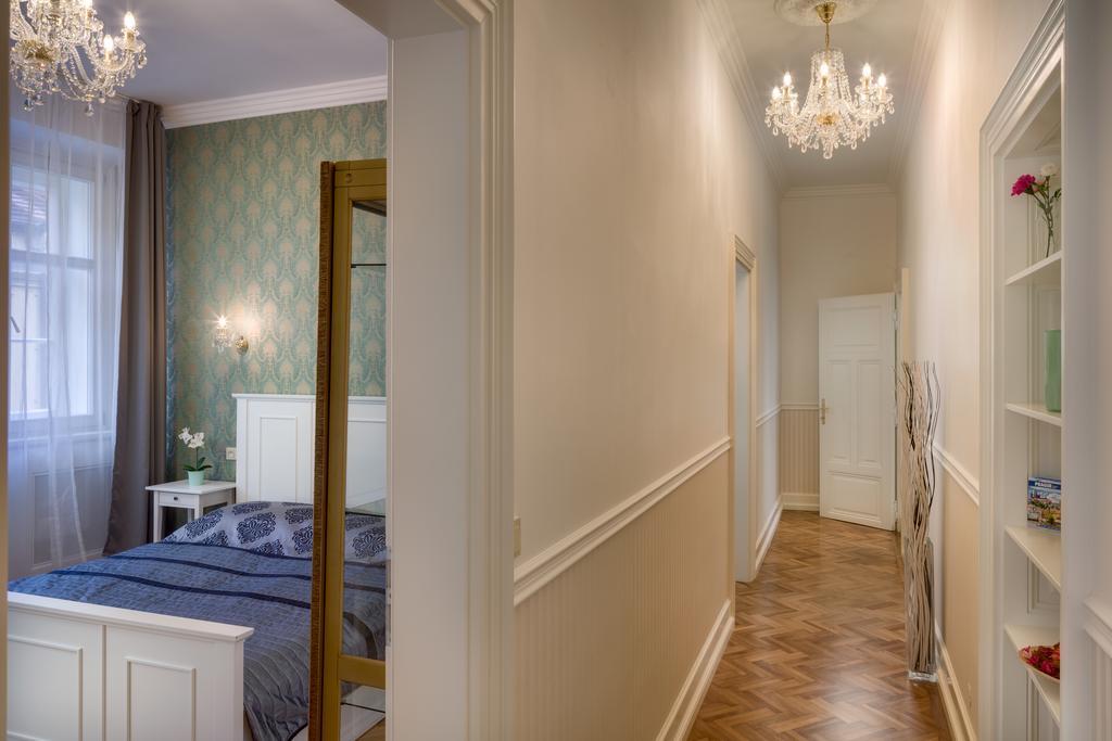 Smetanovo Nabrezi - Riverview Old Town Apartment Praga Exterior foto